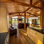 3-bedroom Lodge- Pet Friendly- Hot Tub